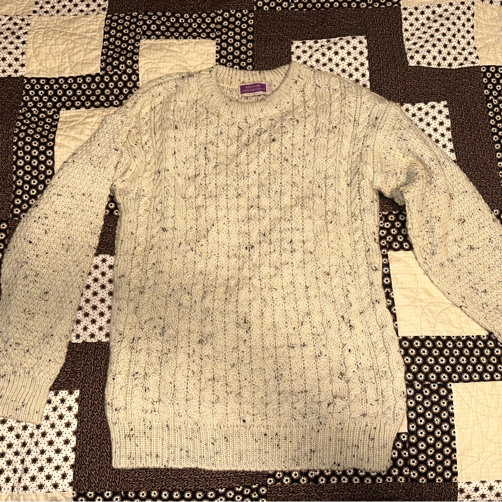100% Wool Sweater from Scotland | Size S